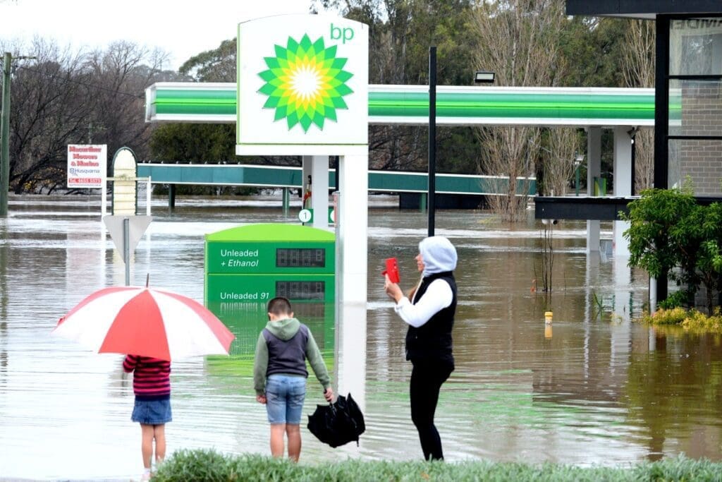 Australia, Sydney, Flood, Heavy Rain Fall, સિડની, ઓસ્ટ્રેલિયા, ભારે વરસાદ, સ્થળાંતર,