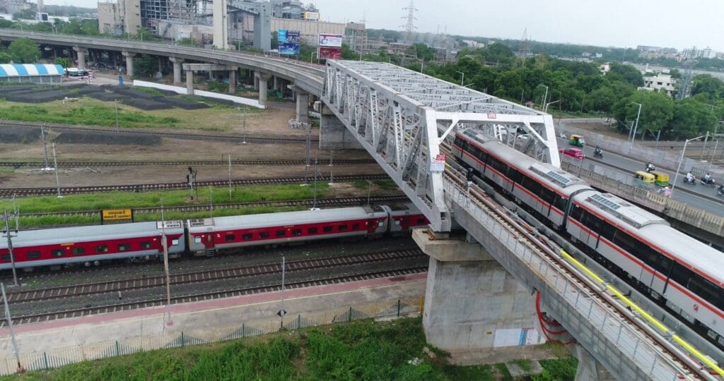 Ahmedabad Metro, Narendra Modi, Ahmedabad, Gujarat, Ahmedabad Metro Rail, Gandhinagar, Bhavnagar, Ambaji, Navratri, Surat, અમદાવાદ મેટ્રો, નરેન્દ્ર મોદી, 