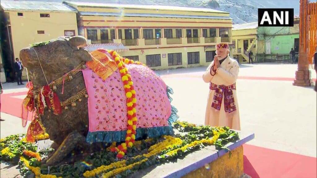 kedarnath, badrinath, Narendra Modi, Pm Modi, Uttrakhand, પીએમ મોદી, કેદારનાથ, બદ્રીનાથ, નરેન્દ્ર મોદી, 