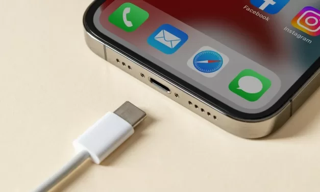 નવા iPhones Type-C પોર્ટ સાથે આવશે, જોકે બધા ચાર્જર સપોર્ટેડ હશે નહીં