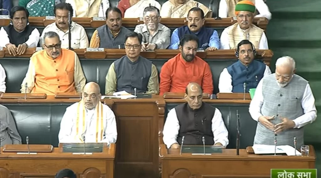 નરેન્દ્ર મોદી સંસદ, Narendra Modi, Loksabha, Sansad Bhawan, Old parliament, Parliament Session, 