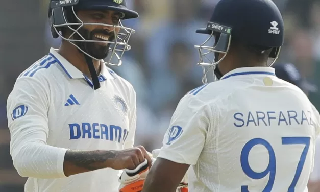IND vs ENG: ભારતની 33 રનમાં 3 વિકેટ, રાજકોટમાં પછી રોહિત, જાડેજા અને સરફરાજનો જાદુ