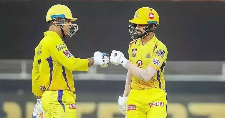 CSK અને ધોનીએ ફરીથી સૌને ચોંકાવ્યા, હવે આ ખેલાડીને સોંપી ટીમની કમાન