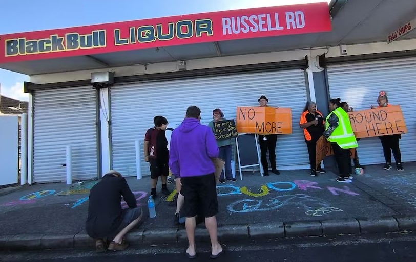 સ્કૂલ નજીક દારૂની નવી દુકાનને લાયસન્સનો નિર્ણય રદ્દ, મનુરેવા સમુદાયની જીત