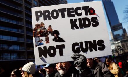 અમેરિકાના ઘરોમાં રહેલી બંદૂકો બાળકો માટે બની મોતનું કારણ!