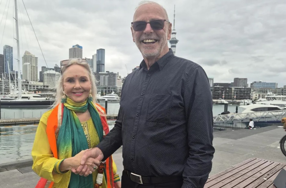 વેયન બ્રાઉન ફરીથી ઓકલેન્ડ મેયર, ટ્રાન્સપોર્ટ સર્વિસ સુધારવા પર ભાર