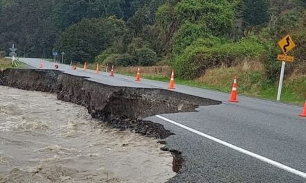 ન્યૂઝીલેન્ડમાં ‘જીવલેણ હવામાન’ની ચેતવણી: કૈકોરા અને હોક’સ બેમાં ભીષણ આગ