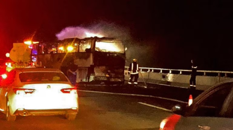 સાઉદી અરેબિયામાં ભયાનક અકસ્માત: મક્કાથી મદીના જતી બસ ટેન્કર સાથે અથડાતા 42 ભારતીયો જીવતા સળગ્યા