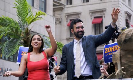 ઝોહરાન મમદાનીએ ઇતિહાસ રચ્યો: ન્યૂયોર્ક શહેરના સૌથી યુવા, પ્રથમ મુસ્લિમ અને દક્ષિણ એશિયન મેયર