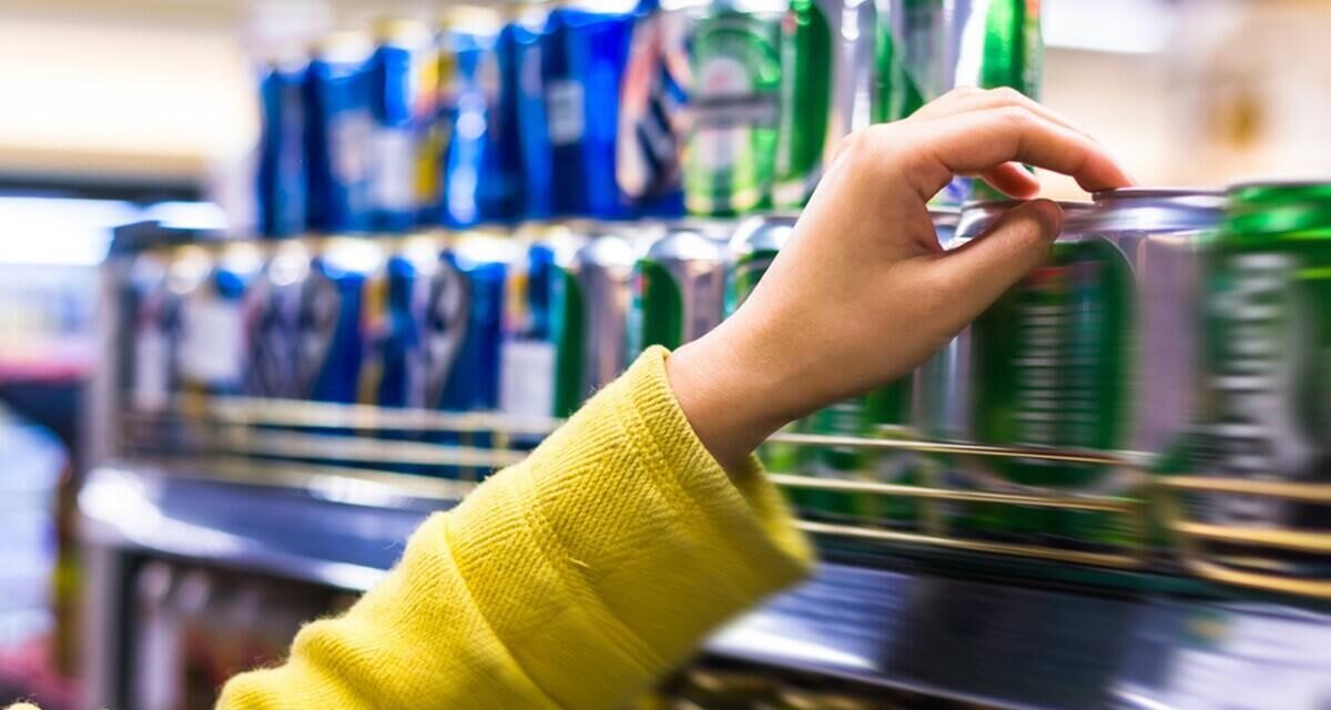 ઓકલેન્ડના 3 લીકર સ્ટોર્સ માઇનરને દારૂ વેચતા ઝડપાયા