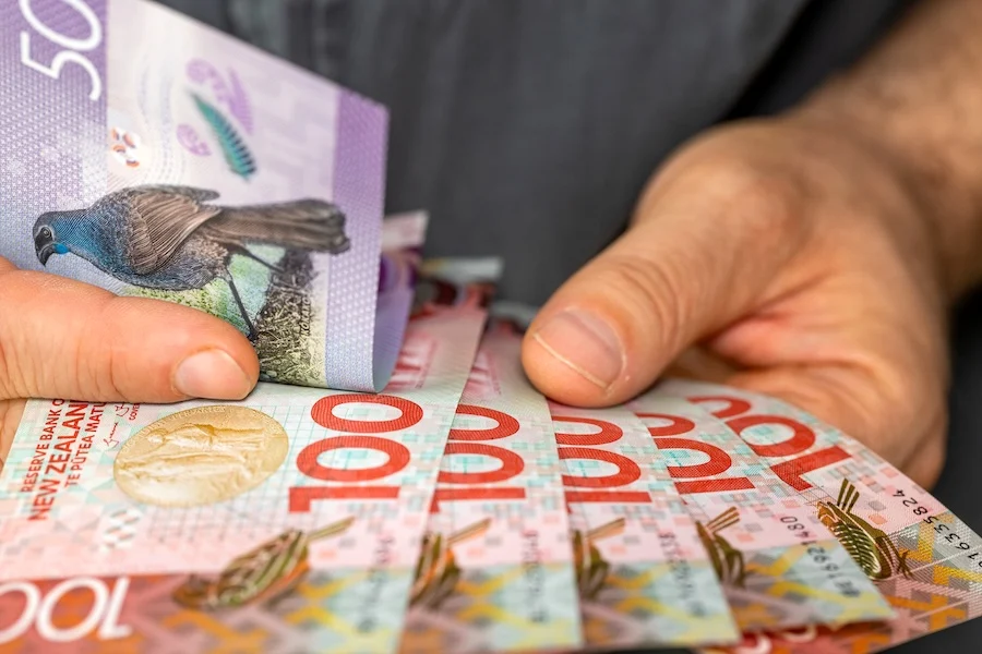 Minimum Wageમાં 1 એપ્રિલથી 2%નો વધારો, જીવનનિર્વાહ વચ્ચે સંતુલન જળવાશે ?