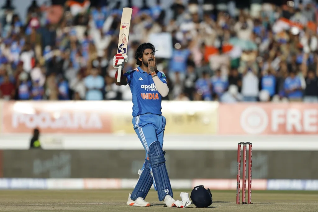 Daryl Mitchell, India Vs New Zealand, Rajkot, KL rahul, Shubman Gill, 