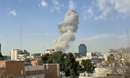 ઈઝરાયેલ-અમેરિકાનો ઈરાન પર પ્રચંડ હુમલો: રાષ્ટ્રપતિ ભવન સહિત 30 સ્થળોને બનાવ્યા નિશાન