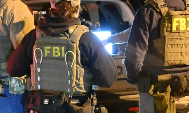 11 ગુજરાતીઓનું અમેરિકામાં વિઝા કાંડ : ફેક રોબરી બતાવી યુ-વિઝા મેળવવા કર્યું ષડયંત્ર