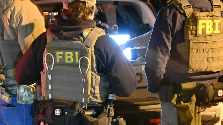 11 ગુજરાતીઓનું અમેરિકામાં વિઝા કાંડ : ફેક રોબરી બતાવી યુ-વિઝા મેળવવા કર્યું ષડયંત્ર