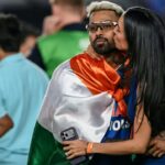 હાર્દિક પંડ્યા વિરુદ્ધ FIR, રાષ્ટ્રધ્વજ લપેટીને ગર્લફ્રેન્ડ સાથે ‘અશોભનીય’ વર્તન બદલ પોલીસ ફરિયાદ