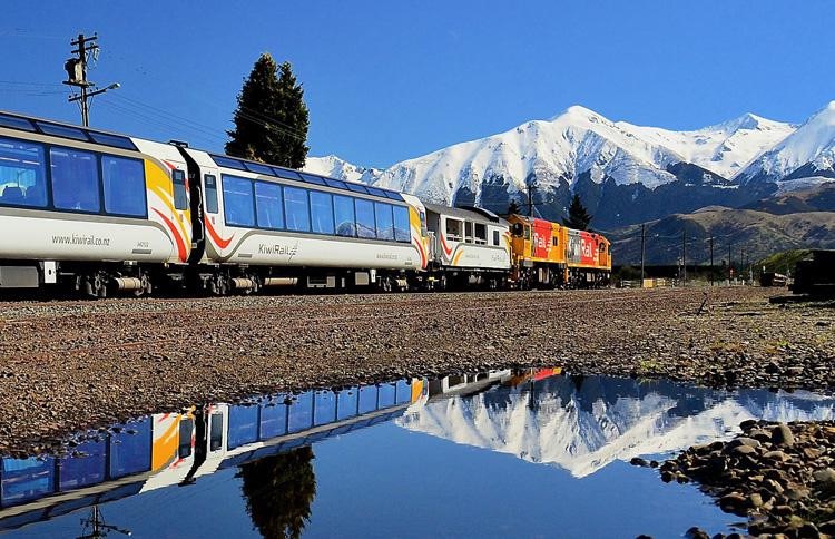 TranzAlpine Train, top 15 most eye-catching train journeys, world’s most beautiful train routes, World Best train Journey, 